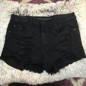 AMERICAN EAGLE black ripped high waisted shorts